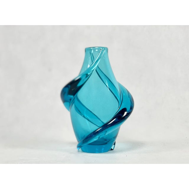 Art Glass Vas attributed to Frantisek Zemek for Železny Brod, 1950s For Sale - Image 4 of 9