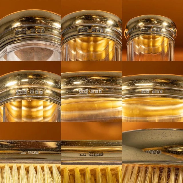 Edwardian Dressing Case with Silver Accessories by Walker & Hall, 1928, in Good conditions. Designed 1920 to 1949 This...