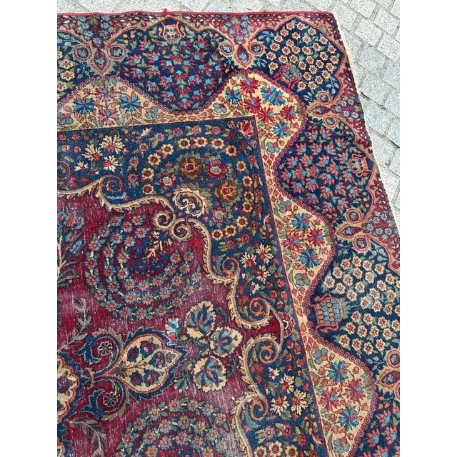 Textile Distressed Kirman Rug, 1890s For Sale - Image 7 of 18