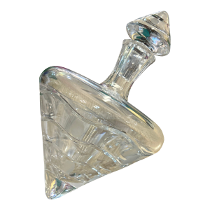 Crystal Decanter Top Resting Flat and Matching Stopper