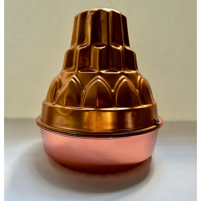 Bright Mid Century Modern Set of Three Copper toned Aluminum ringed Molds, Circa 1970's. Pudding. Jello. Aspic. Gelatin....