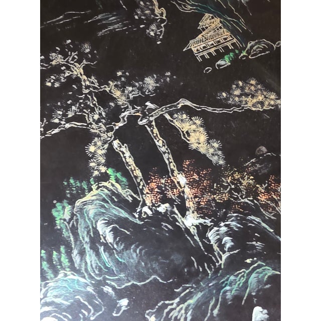 Early 20th Century Japanese Lacquered Storage Box For Sale In San Antonio - Image 6 of 17