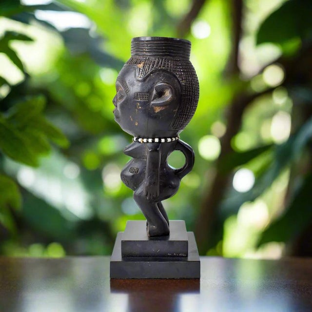 African Early 20th Century Kuba Figural Cup on Custom Base For Sale - Image 3 of 14