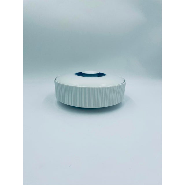 A soup tureen from the renowned Rosenthal Studio Line, from the Secunda series, designed by Tapio Wirkkala, crafted from...