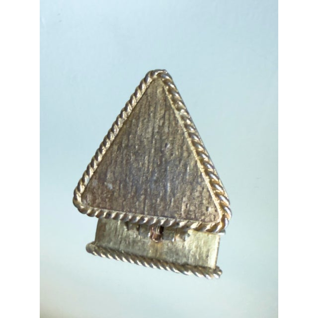 1960s Vintage 1960s Hollywood Regency Serini Florentine Gold Tone Trinket Box For Sale - Image 5 of 11