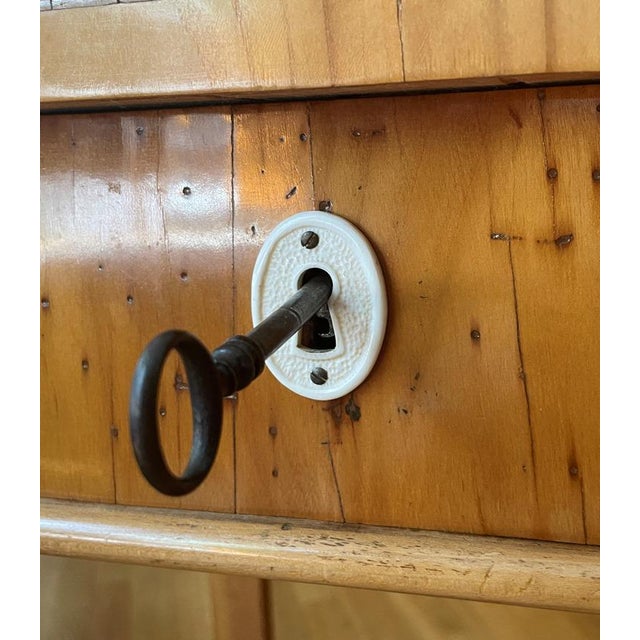 Biedermeier Pedestal Table For Sale - Image 8 of 12