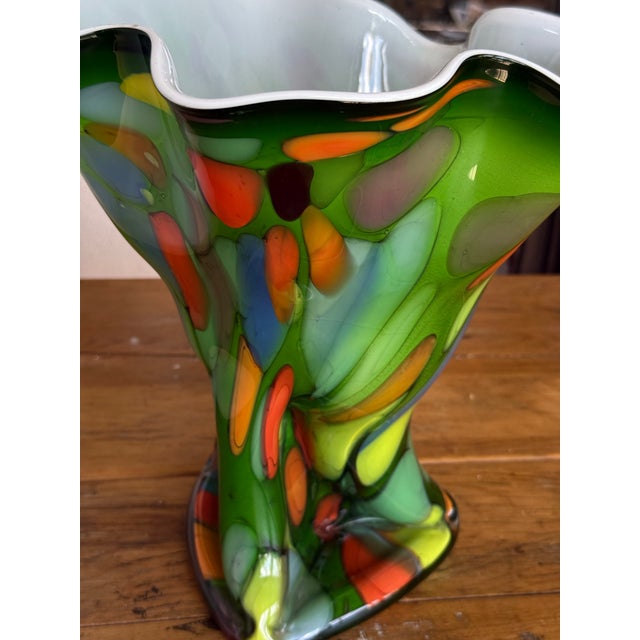 Venini Large 12” Mid-Century Murano Style Splatter Glass Fazzoletto Handkerchief Vase For Sale - Image 4 of 10