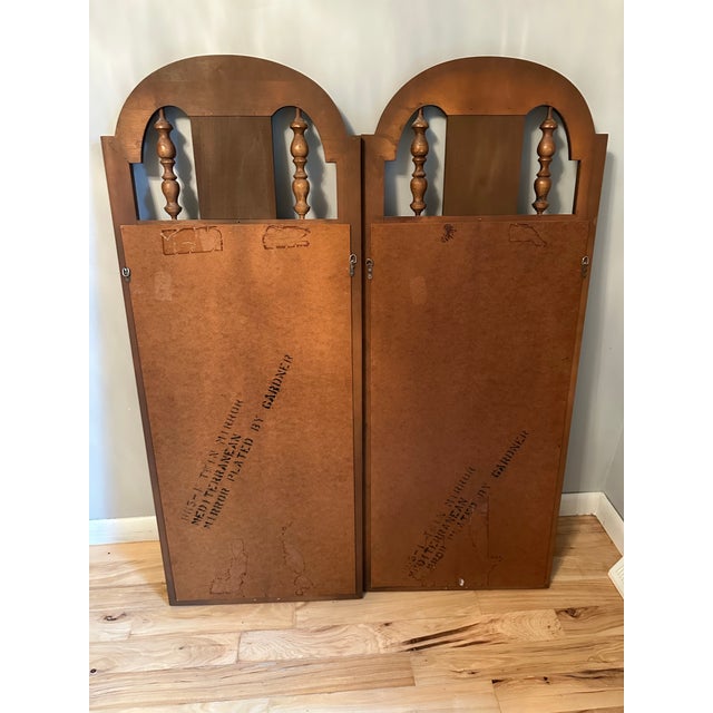 From the 1960s and 1970s, the Gardner Mirror Corporation is a notable manufacturer of vintage mirrors from that era....