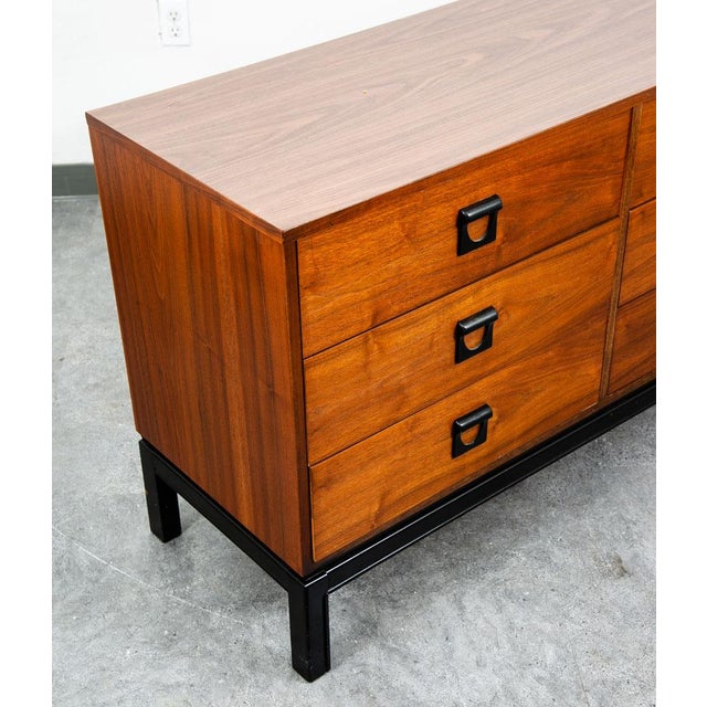 Wood Mid Century Modern Dresser Credenza Dixie 9 Drawer Vintage Walnut Danish Drexel For Sale - Image 7 of 10