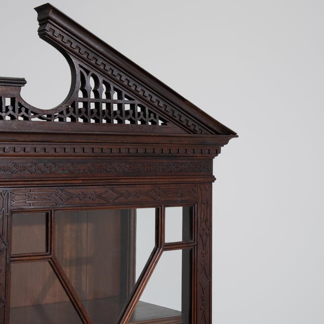 19th Century 19th Century Fine Chippendale Vitrine For Sale - Image 5 of 16