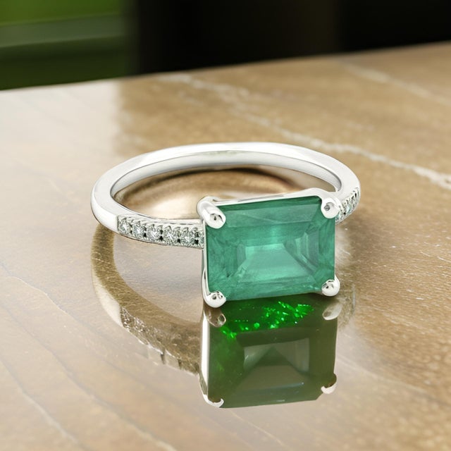 Natural Emerald Diamond Ring Size 6.5 14k Gold 1.95 TCW Certified For Sale In New York - Image 6 of 11