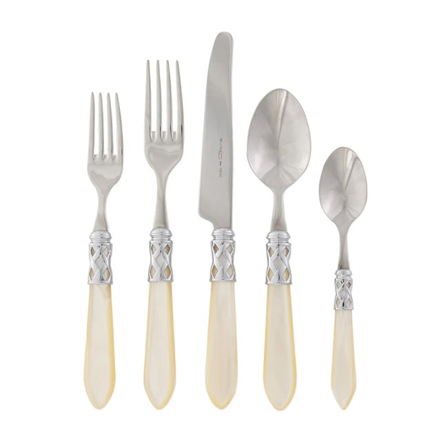 VIETRI Aladdin Brilliant Ivory Twenty-Piece Flatware Set Set, Service for Four For Sale - Image 9 of 9