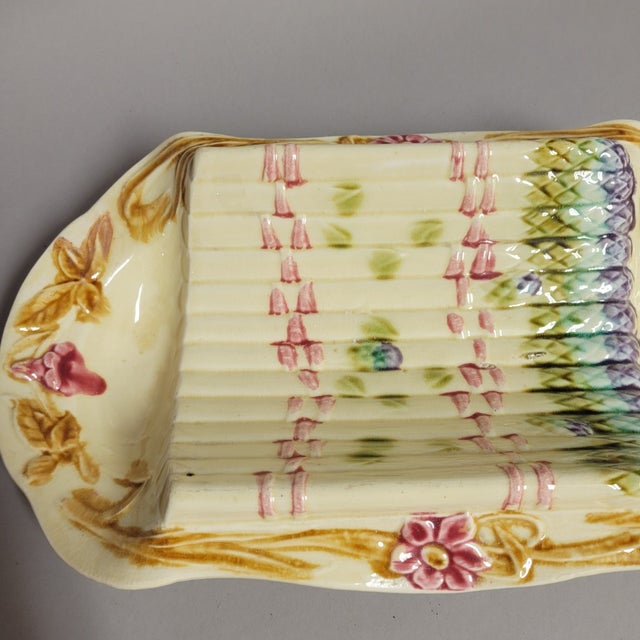 Antique French Majolica Asparagus Serving Dish With Molded Cradle & Floral Rim, Circa 1900 For Sale In Raleigh - Image 6 of 10