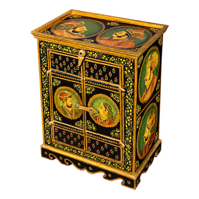 Early 19th Century Indian Mughal Hand-Painted Polychrome Cabinet With Royal Portraits For Sale