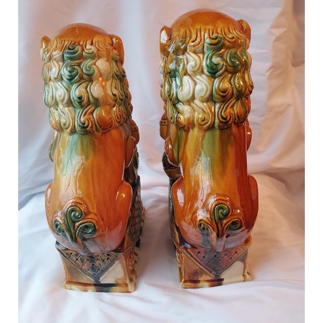 Ceramic 1970s Colorful Ceramic Foo Dogs - a Pair For Sale - Image 7 of 13