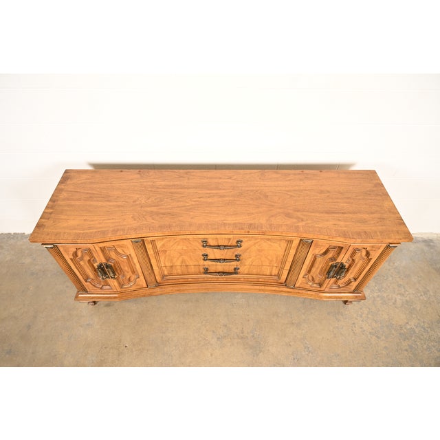 Wood Karges Style French Regency Louis XVI Carved Fruitwood Long Dresser or Credenza, Circa 1960s For Sale - Image 7 of 15