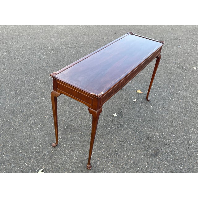 1970s Elegant Wellington Hall George II Console Entryway Table or Desk For Sale - Image 5 of 5