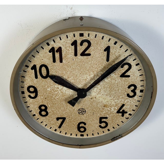 Large Brown Industrial Factory Wall Clock from Chronotechna, 1950s For Sale - Image 4 of 18