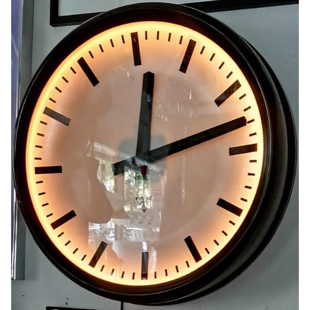 Brown Electric Clock from Pragotron For Sale - Image 8 of 10