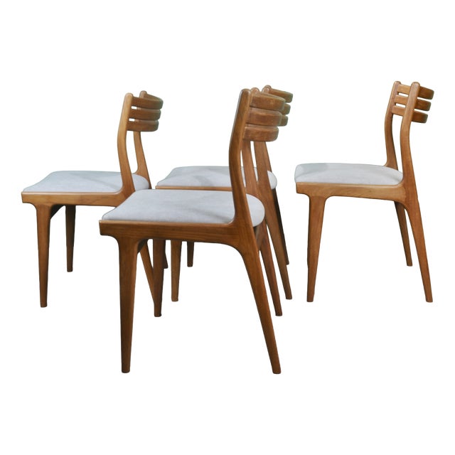 Danish Model U20 Chairs by Johannes Andersen for Uldum, 1960s, Set of 4 For Sale