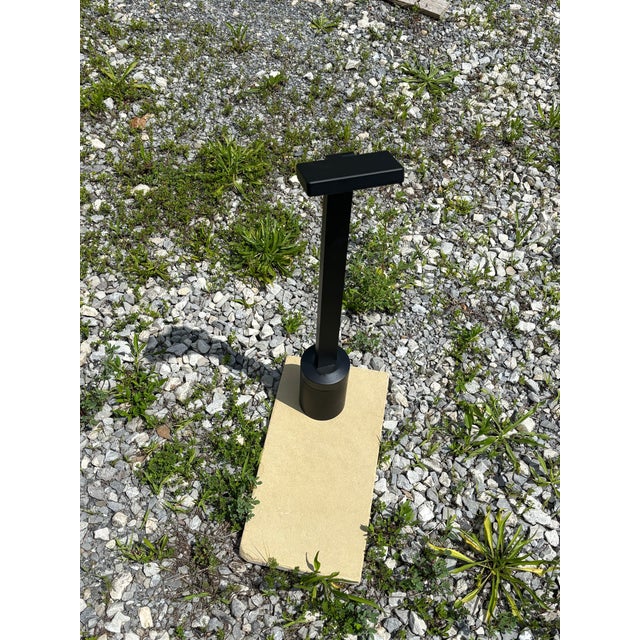 Offered is a lot of thirty (30) new Lumière EON 303-A1 architectural LED bollard lights in a black finish. These premium...