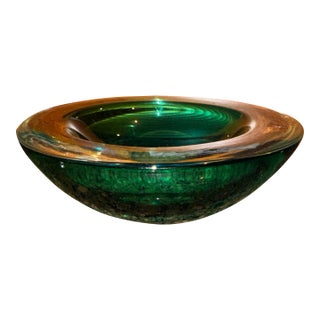 Late 20th Century Emerald Green Cased Art Glass Bowl Attributed to Murano, Italy For Sale