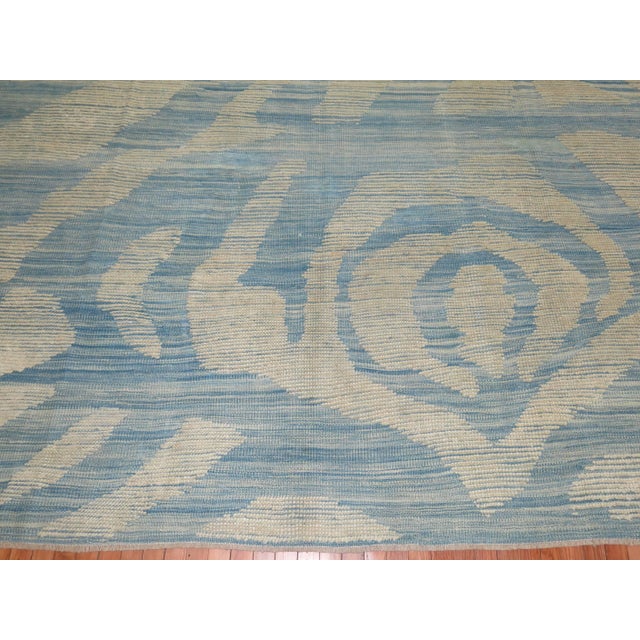 Early 21st Century Blue Turkish Kilim Flat-Weave Wool Rug - 9'10" x 13'11" For Sale In New York - Image 6 of 6