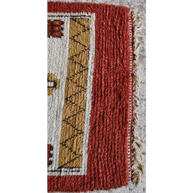 Textile Swedish Grace Wool Rya Rug with Flower Motif, 1920s For Sale - Image 7 of 18