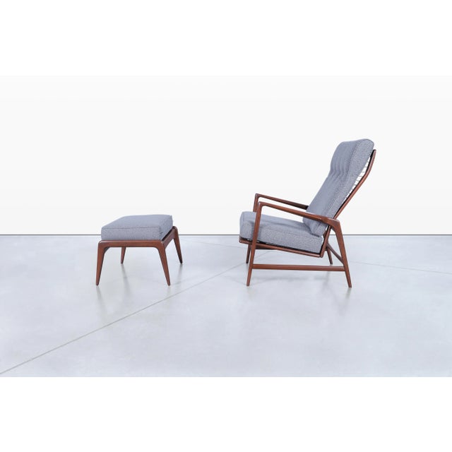 Mid-Century Modern 1950s Danish Modern Walnut Reclining Lounge Chair and Ottoman by Ib Kofod Larsen for Selig For Sale - Image 3 of 12