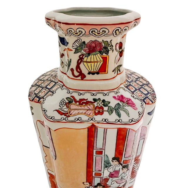 Late 20th Century Vintage Maitland-Smith Rose Medallion Quatrefoil Vases - A Pair For Sale - Image 5 of 10