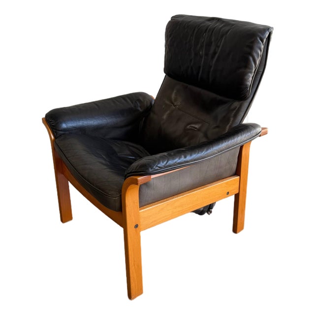 1960s Swedish Adjustable Black Leather Lounge Armchair by Göte Möbler - Mid-Century Modern Recliner For Sale