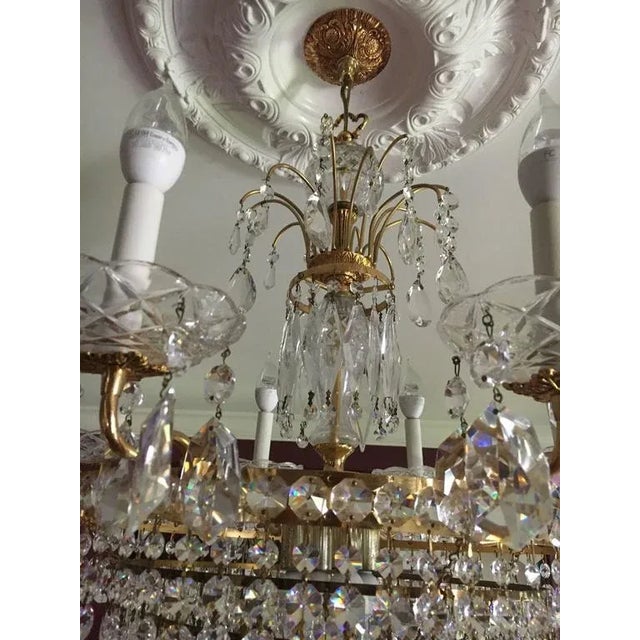 Transparent Neoclassical Style Possible Swarovski Twelve-Light Tiered Chandelier For Sale - Image 8 of 10