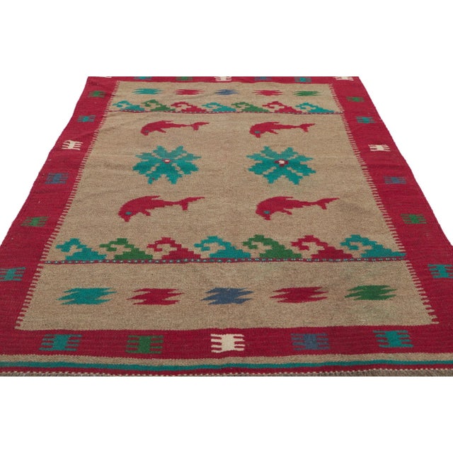 Late 20th Century Vintage Persian Shiraz Kilim Rug, 03'04 X 04'09. For Sale - Image 4 of 9