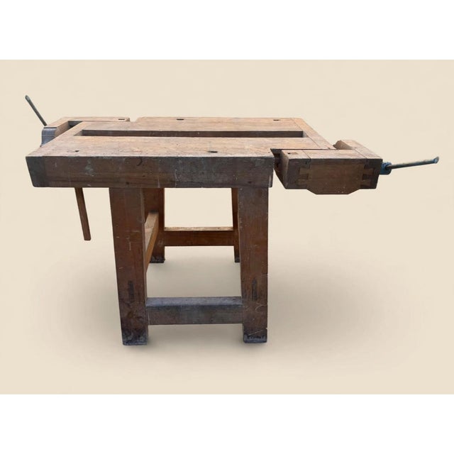 This 20th-century carpenter's workbench is an authentic piece that tells the story of italian craftsmanship. Crafted with...