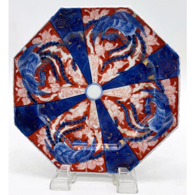 Meiji Period Fukagawa Octagonal Swirling Phoenix Motif Plates - a Pair For Sale In West Palm - Image 6 of 9