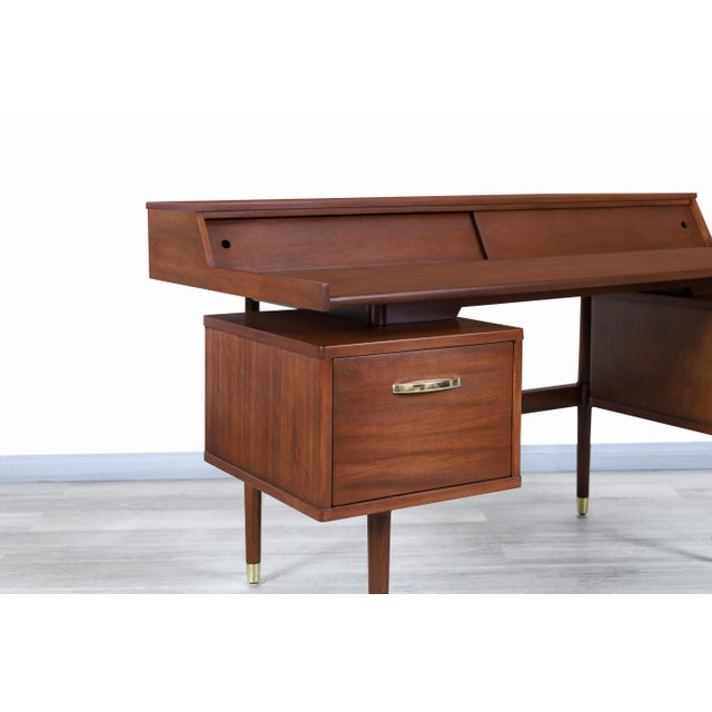 Mid-Century Modern "Biscayne" Floating Top Walnut Desk by Drexel For Sale In Los Angeles - Image 6 of 13
