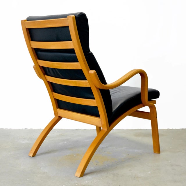 Dimensions: 25” L x 31” D x 37 1/2” H Seat Height: 17 3/4” H Origin: Denmark Designer: Unknown Manufacturer: Stouby Møbler...