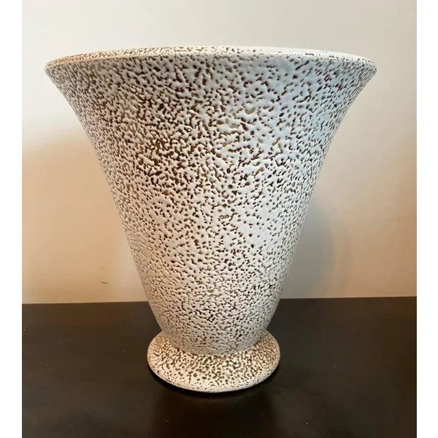 An original 1930s French Art Deco uplight ceramic table lamp made in the Crispe coral like style of the artist Jean...