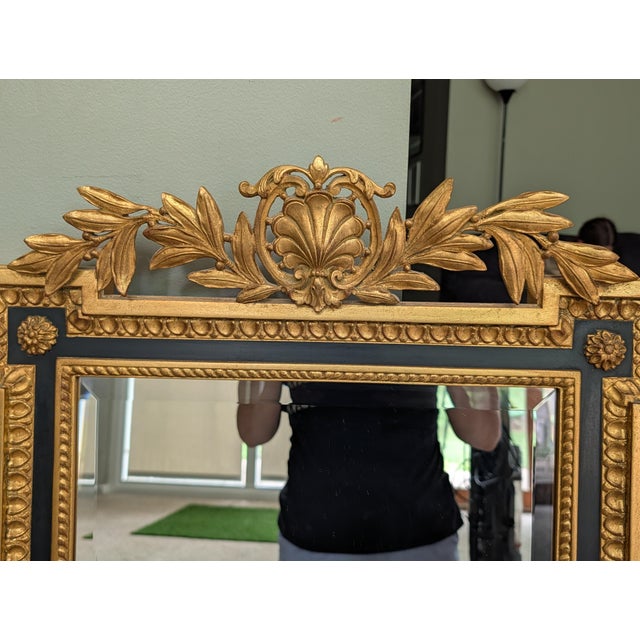 Vintage Carvers' Guild Laurel Crown Neo-Classic Wall Mirror (Style #0015) – Excellent Condition For Sale In Cleveland - Image 6 of 6
