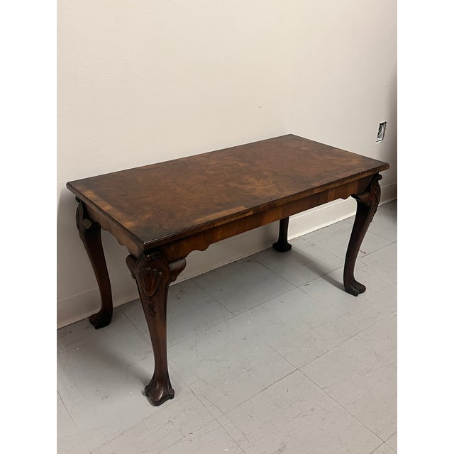 1970s Vintage Chippendale Style Solid Wood Coffee Table With Book Matched Walnut Burl Top For Sale - Image 4 of 7