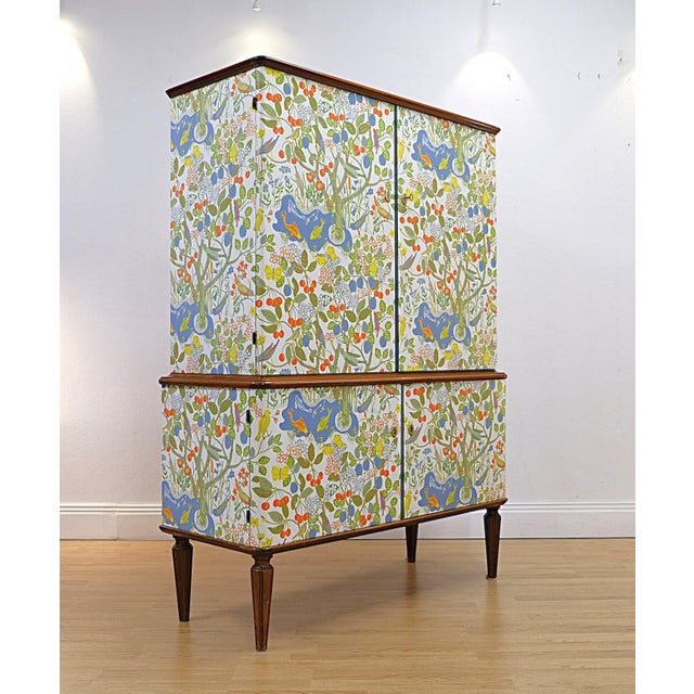 Mid-Century Modern Swedish Cabinet with Josef Frank Paradiset Nordens Flora, Sweden, 1950s For Sale - Image 3 of 12