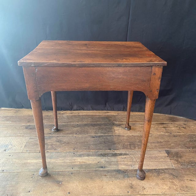 Traditional Late 18th Century English Georgian Oak Side Table With Drawer For Sale - Image 3 of 14