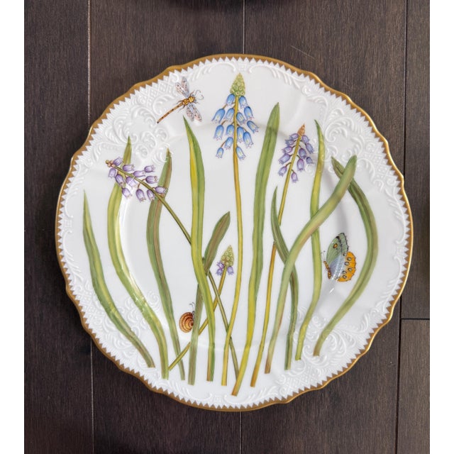 Late 20th Century Set of 10 Anna Weatherley Dinner Plates From the "Mid Summer" & "Flowers of Yesterday " Pattern 10.25" For Sale - Image 4 of 14