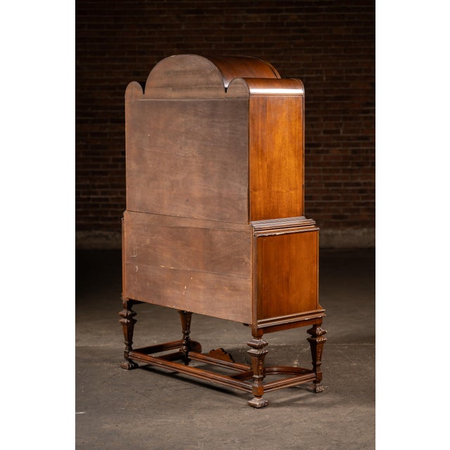 Early 20th Century Vintage Rococo Revival Arched-Top Display Cabinet For Sale - Image 5 of 18