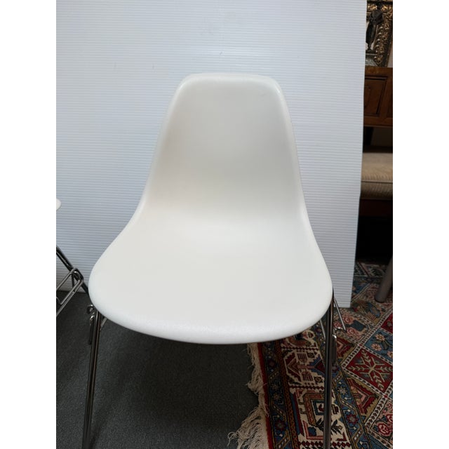 Charles and Ray Eames for Herman Miller White Molded Plastic Stackable Side Chairs, Pair For Sale In San Francisco - Image 6 of 12