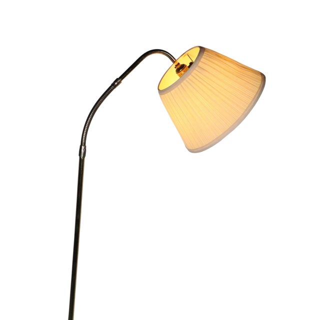 Mid 20th Century Brass Gooseneck Floor Lamp For Sale - Image 11 of 15