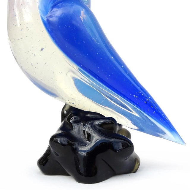 Mid 20th Century Seguso Vetri d'Arte Murano Vintage Blue Opalescent Italian Art Glass Bird Figure Paperweight For Sale - Image 5 of 6