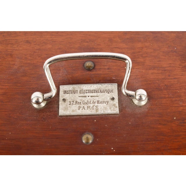 French Electro Therapy Devices Institut Electrotherapy, 1905, Set of 2 For Sale - Image 3 of 18