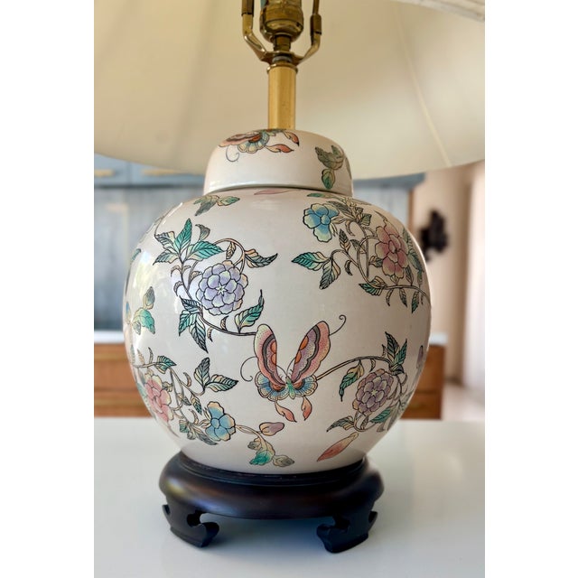 Pastel Flowers and Butterflies Chinoiserie Ginger Jar Lamps, a Pair For Sale - Image 4 of 11