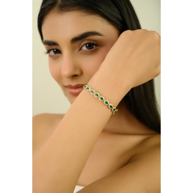 3.24ct Natural Zambian Emerald & 1.83ct Diamond Halo Tennis Bracelet in 14k Gold For Sale - Image 4 of 14